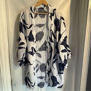 Luca‎ Vanucci Open Front Blouse Cover Up Sz Small 100% Linen White Blue Floral